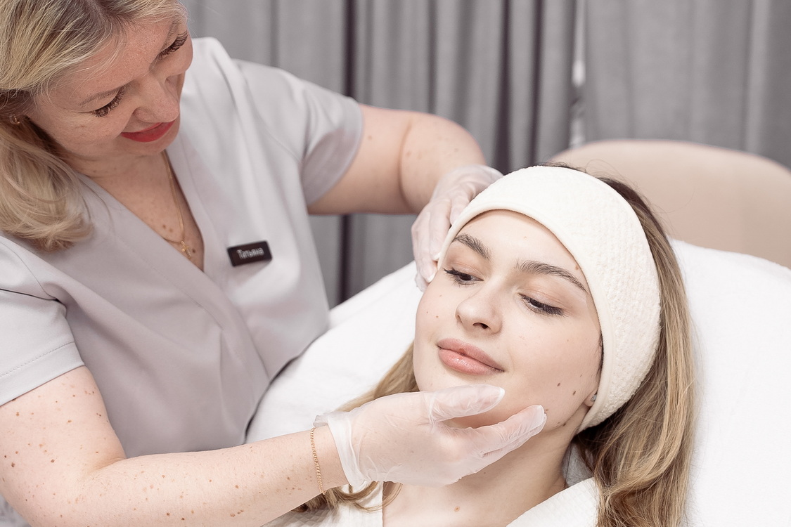 Атравматическая чистка лица