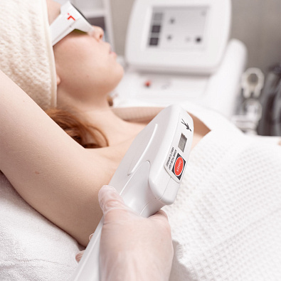 Лазерная эпиляция подмышек