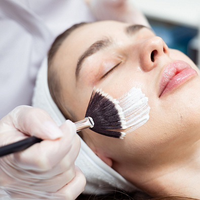 Поверхностный пилинг для лица